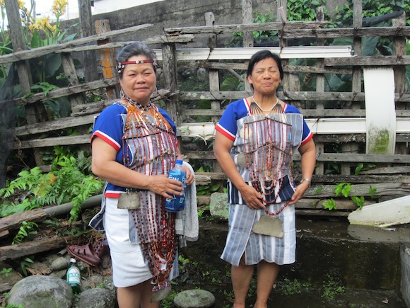 蘭嶼婦女傳統服飾